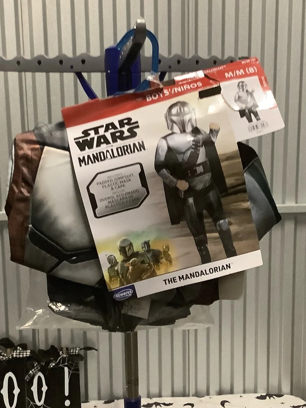 Star Wars The Mandalorian boys Halloween Costume size medium (8)
